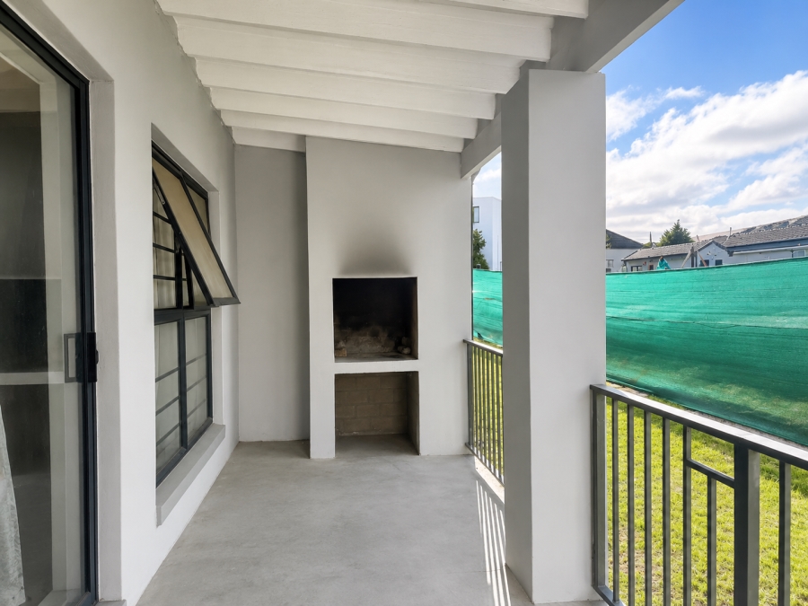 2 Bedroom Property for Sale in Burgundy Estate Western Cape